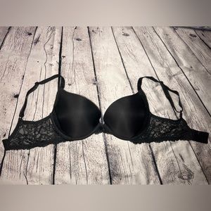 Black Victoria’s Secret Push-Up Bra Size 34D